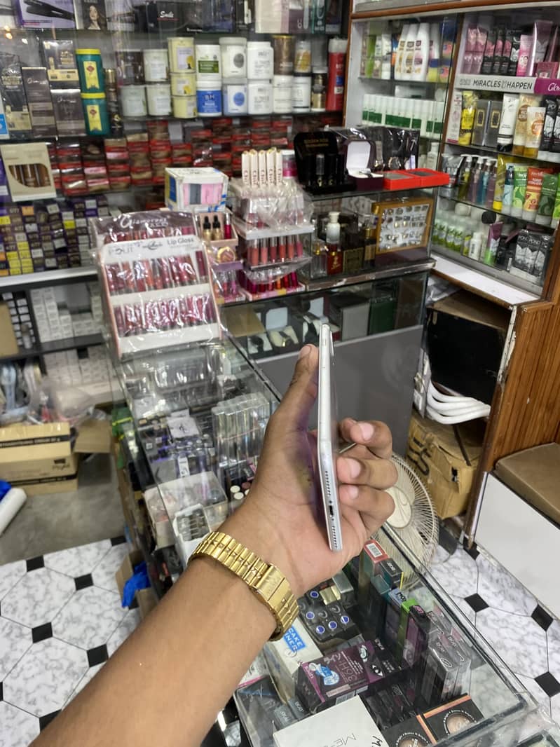 Apple iPhone 7 Plus 3