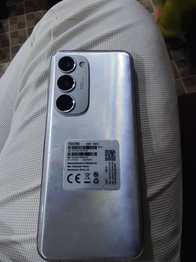 Tecno Spark 40 pro plus