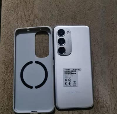 Tecno Spark 40 pro plus