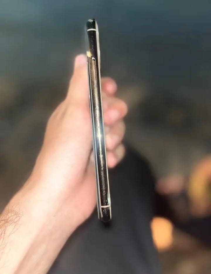 Apple iPhone 11 Pro Max 3
