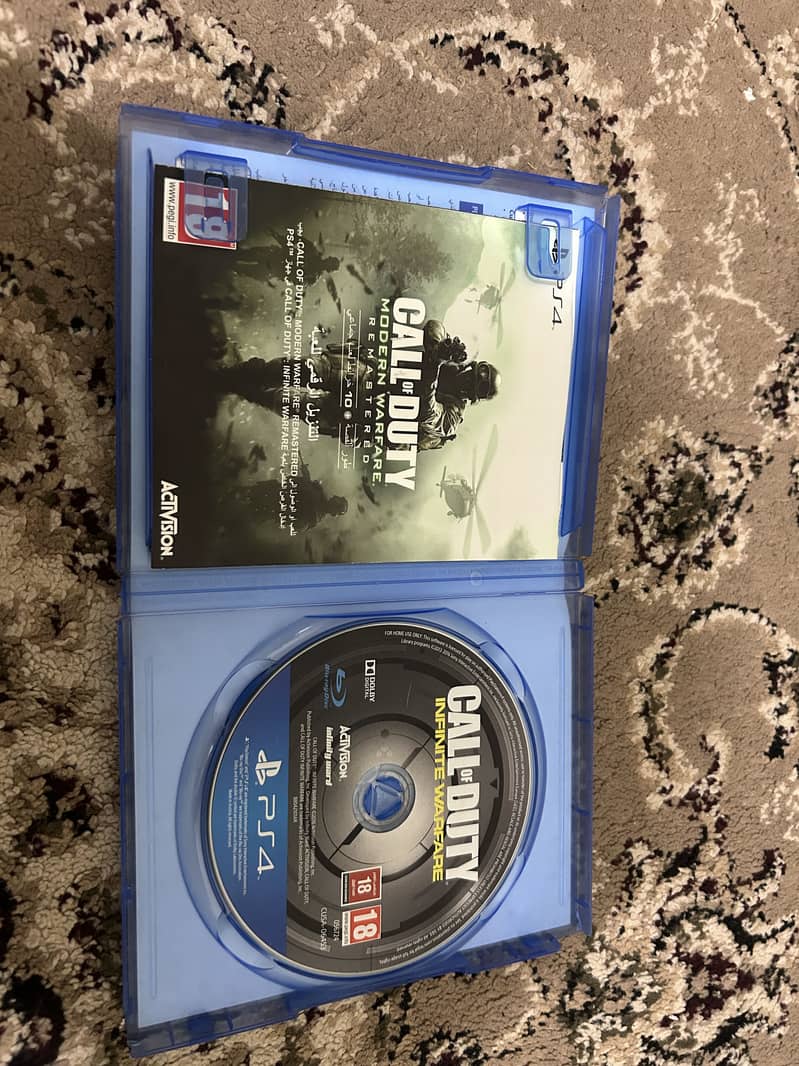 PS4 slim 8