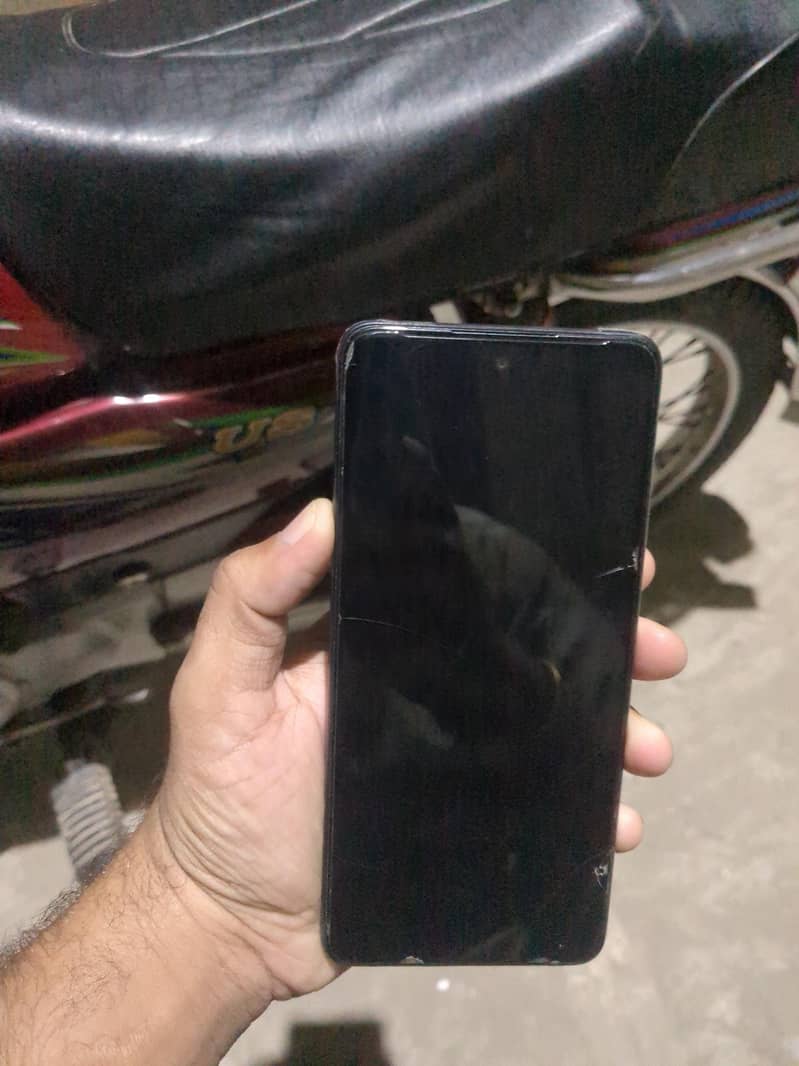 OPPO A60 1