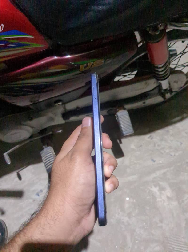 OPPO A60 2