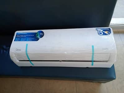 Midea investor ac 1 ton like brand new 10/10 condition