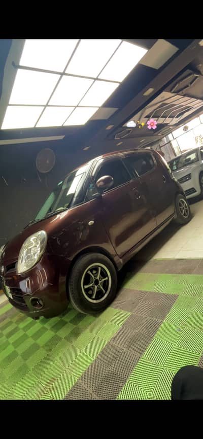 Nissan Moco 2012