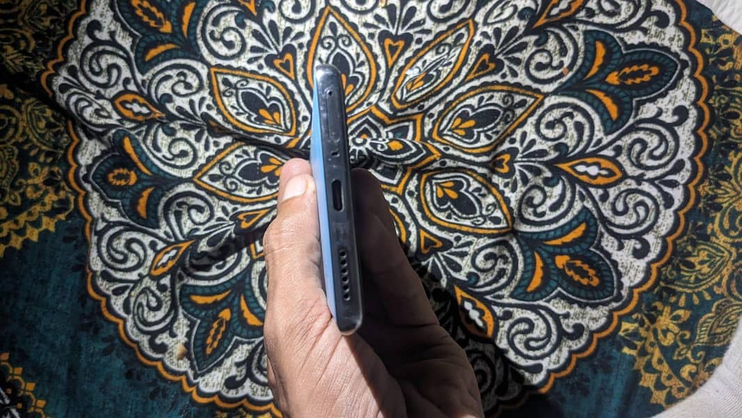 Tecno CAMON 40 Pro 8