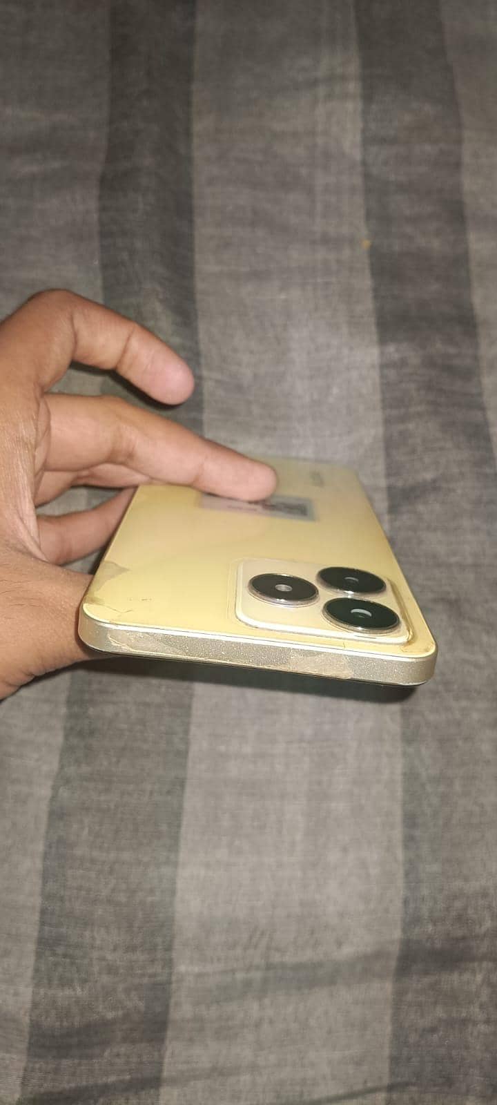 Realme C53 4