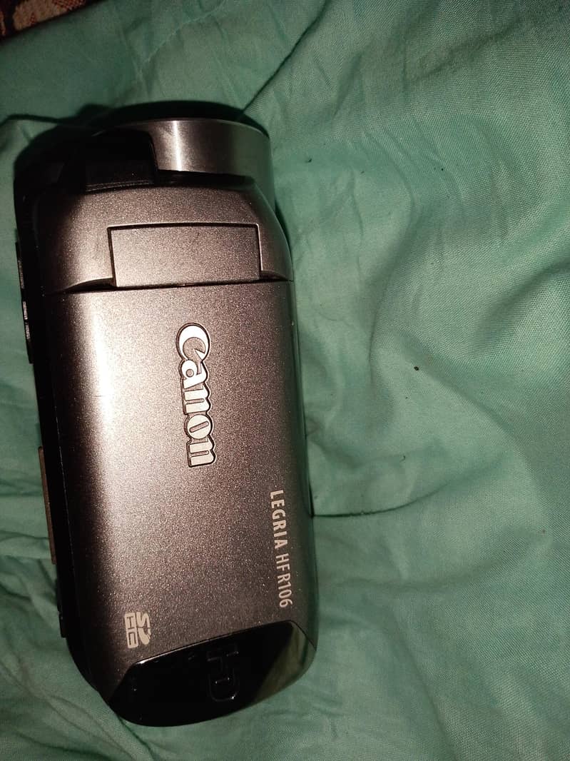 canon camera 1