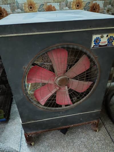sale a cooler  in good condition