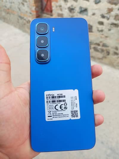 Infinix Hot 60 i