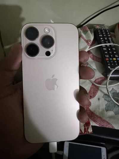 Apple iPhone 16 Pro