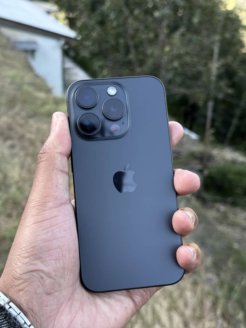 iPhone 15 Pro 1