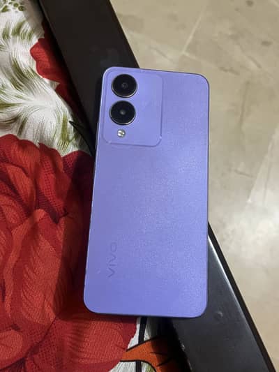 Vivo Y17s