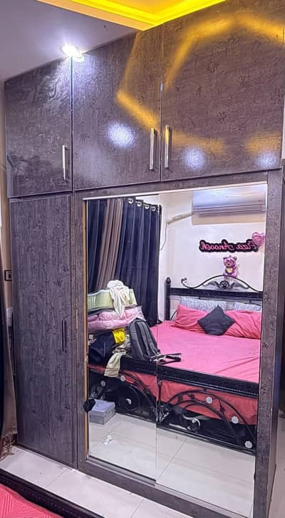 Sliding Mirror wardrobe