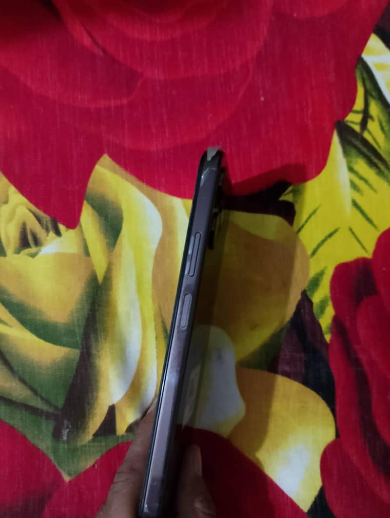 OPPO A6c 0