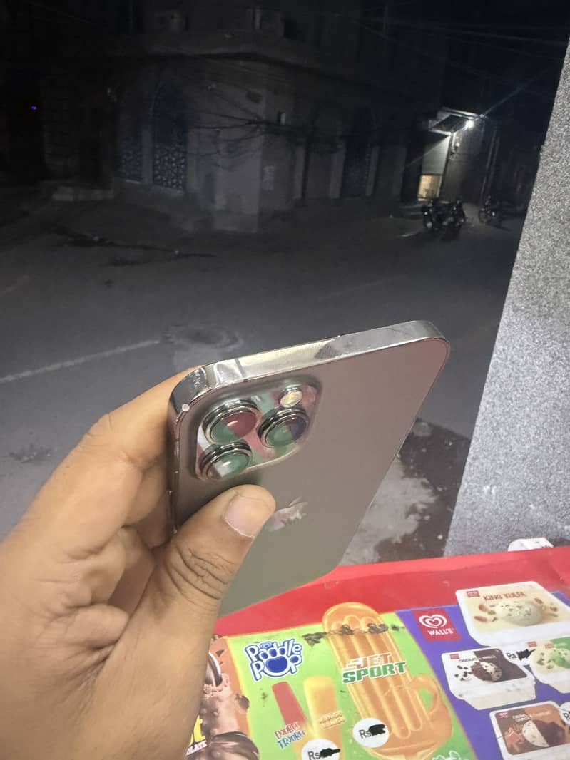 Apple iPhone 12 Pro Max 3