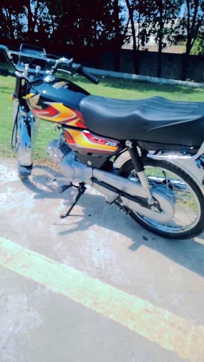 Honda 70 in new condition for sale