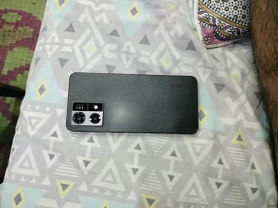 OPPO F21 Pro
