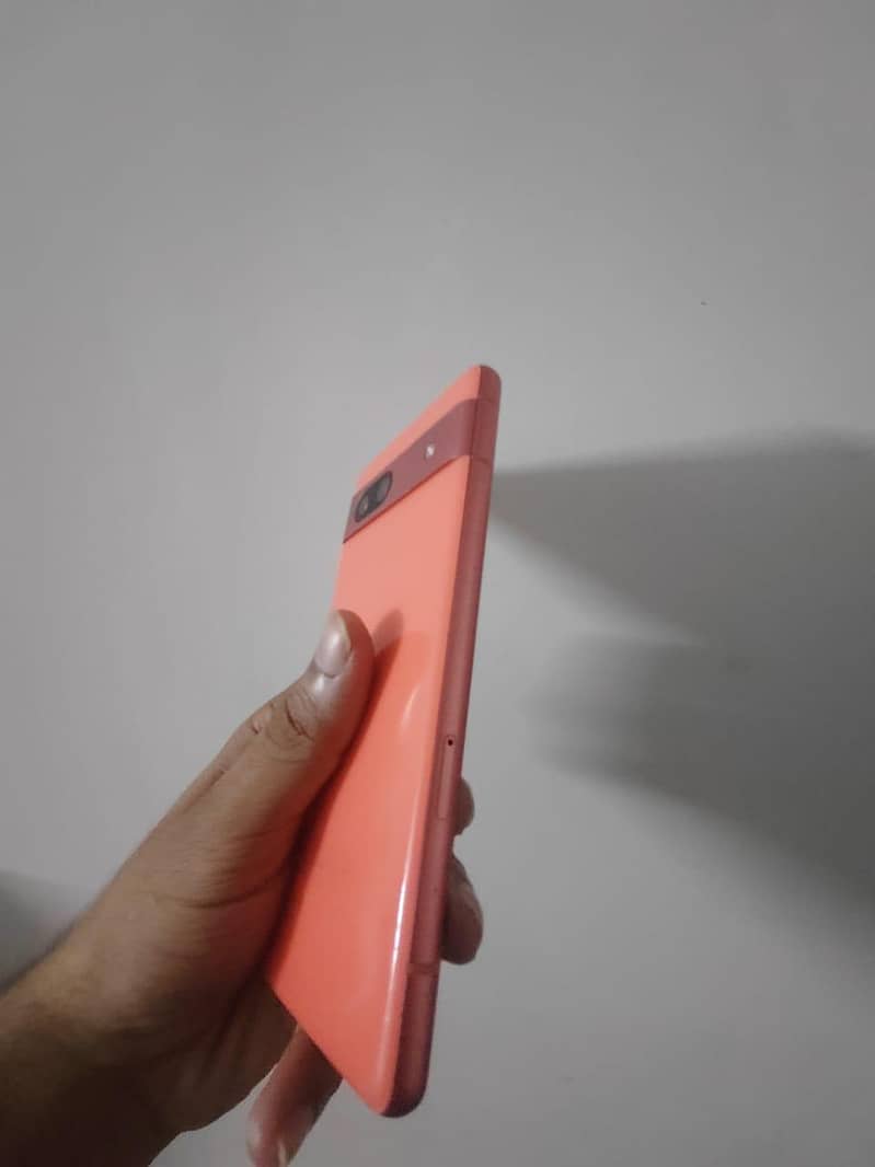 Google Pixel 7a 6