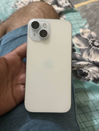 Apple iPhone 15