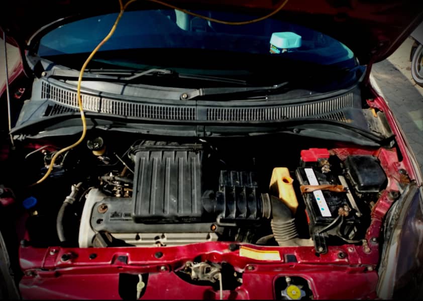 Suzuki Swift 2012 (Automatic) 5