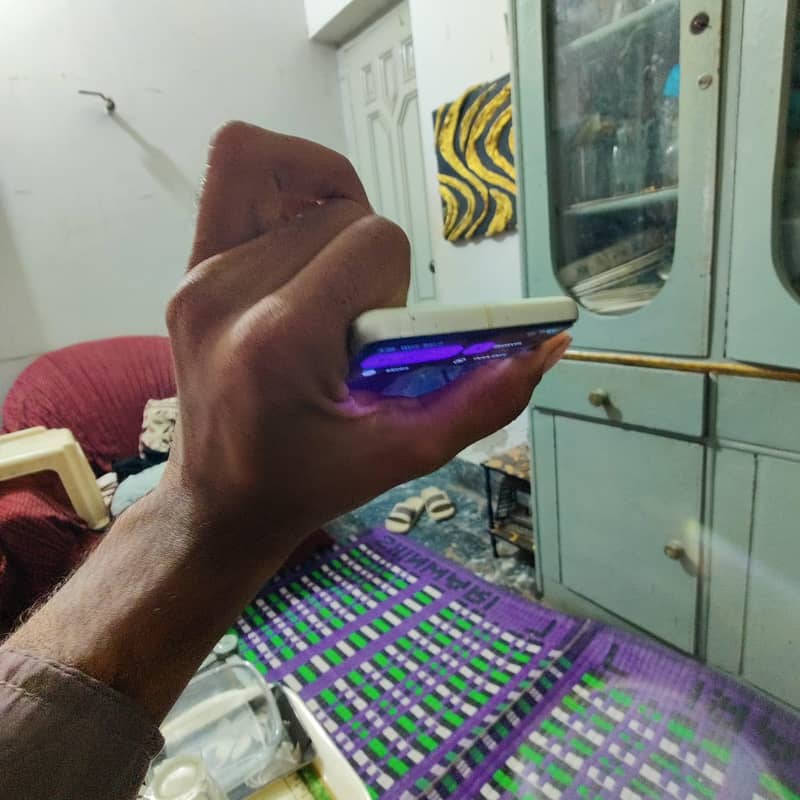Google Pixel 7 4
