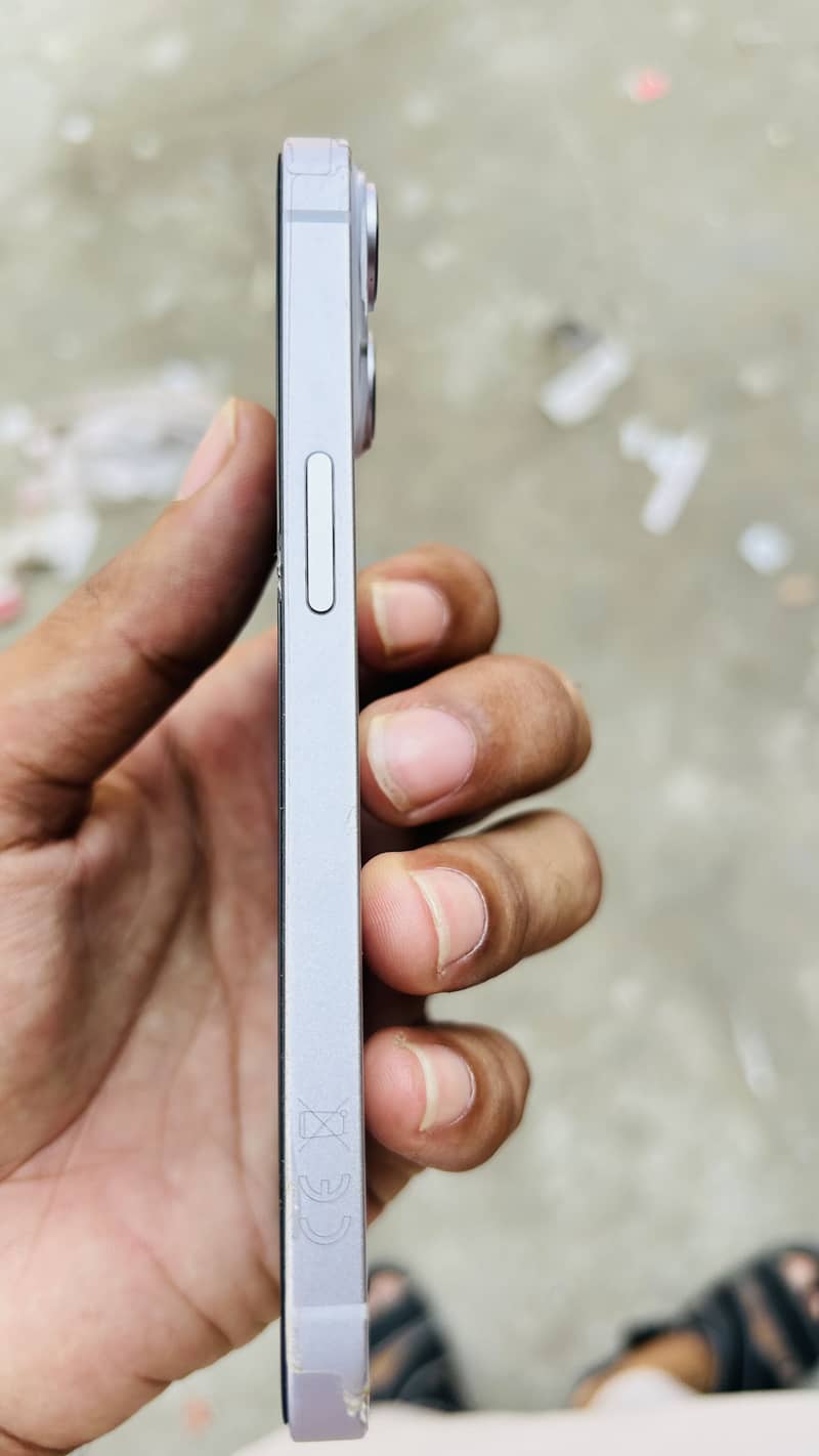 Apple iPhone 14 2