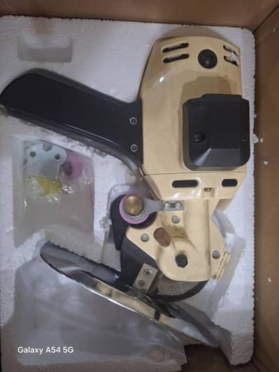Brand New BEEC Cloth Cutting Machine – Complete with Box