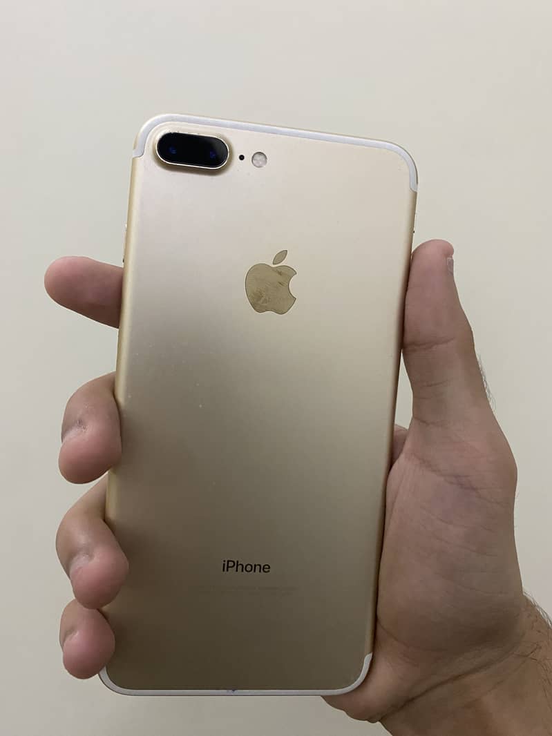 Apple iPhone 7 Plus 1
