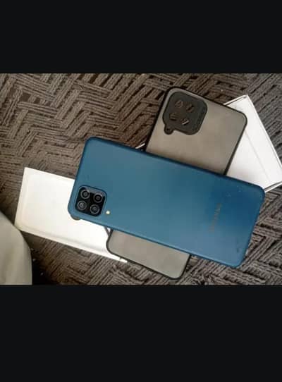 Samsung Mobile A12 4/128