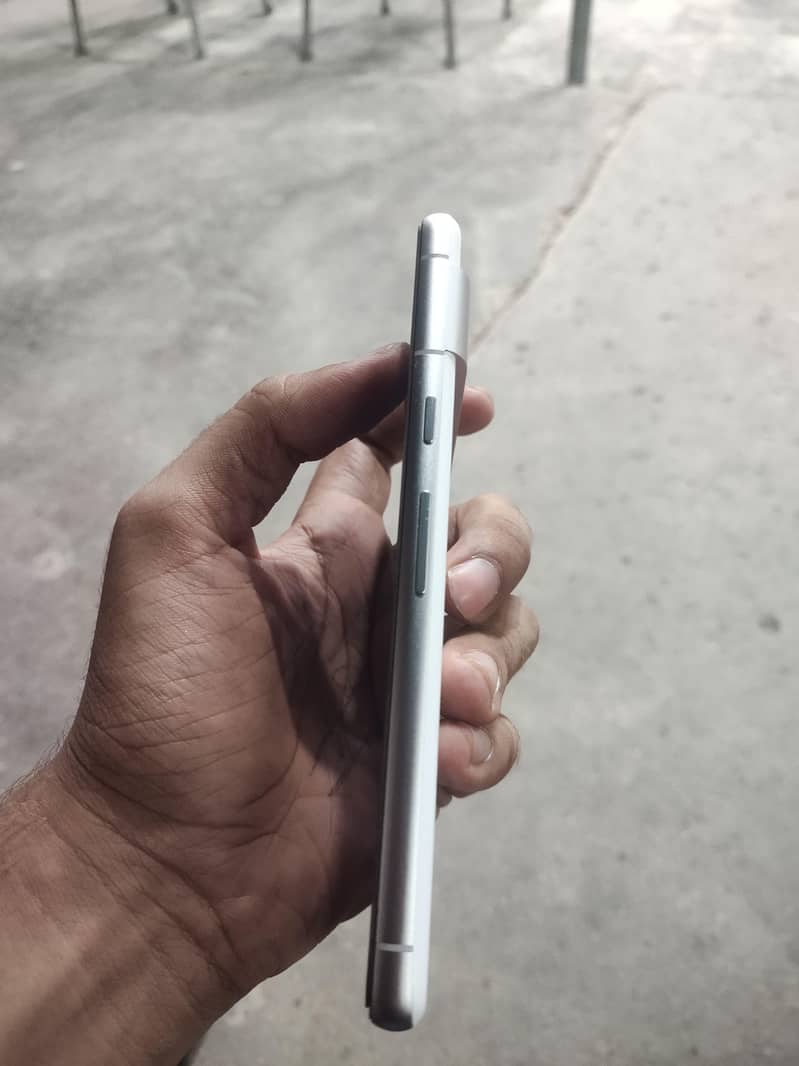 Google Pixel 7 2