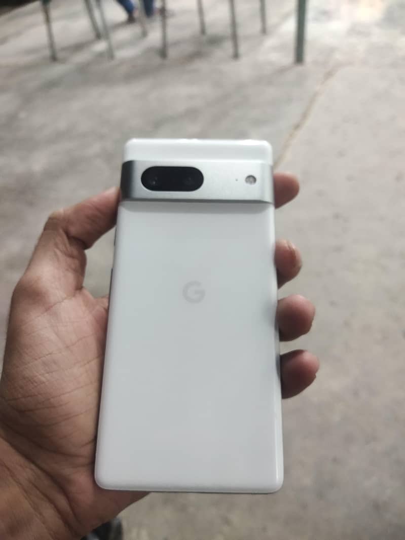 Google Pixel 7 3