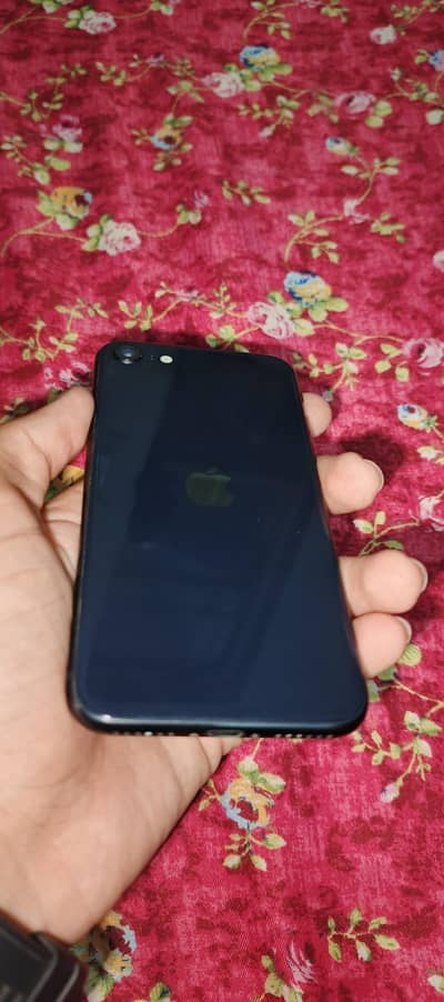 Apple iPhone SE 3rd generation waterpack