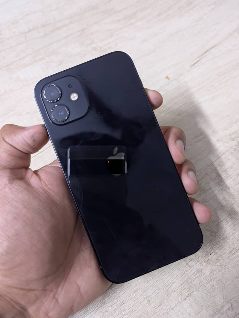 Apple iPhone 12 0