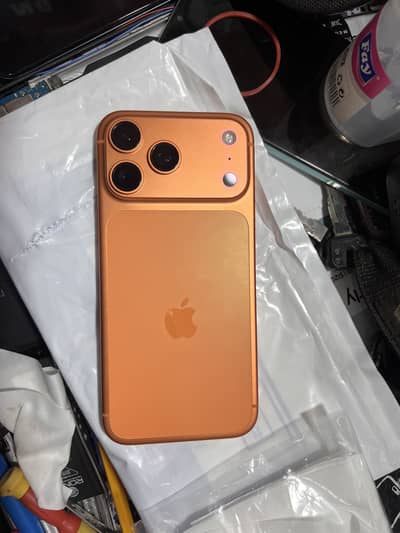 Apple iPhone 17 Pro Max 256GB 98BH 235CC 10/10 condition