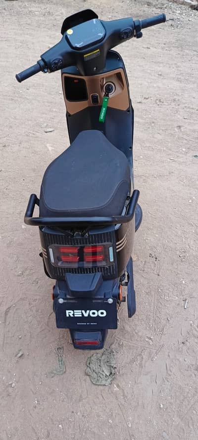 EV bike Revo