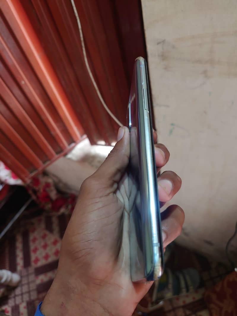 One Plus 8T 6