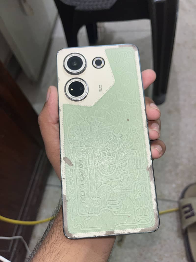 Tecno CAMON 20 0