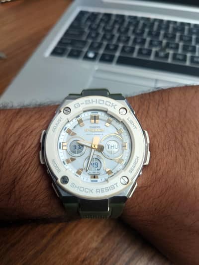 Original Casio G Shock Tough Solar GST-W300
