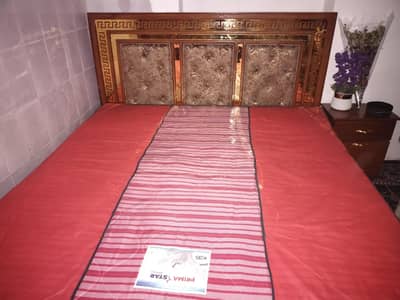 Bed set urgent for sale
