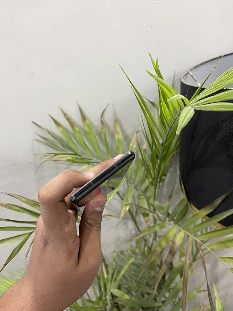 Google Pixel 6a 4