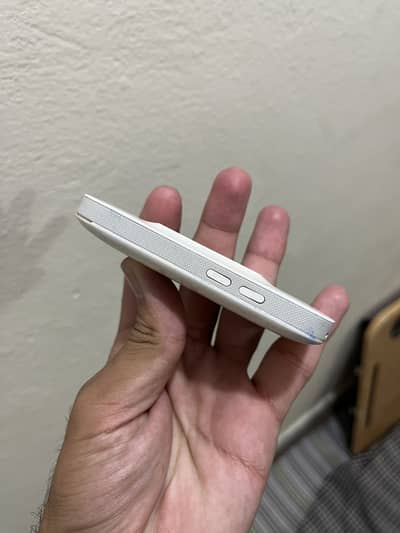 Unlocked Wifi Device Jazz 4G Model D523