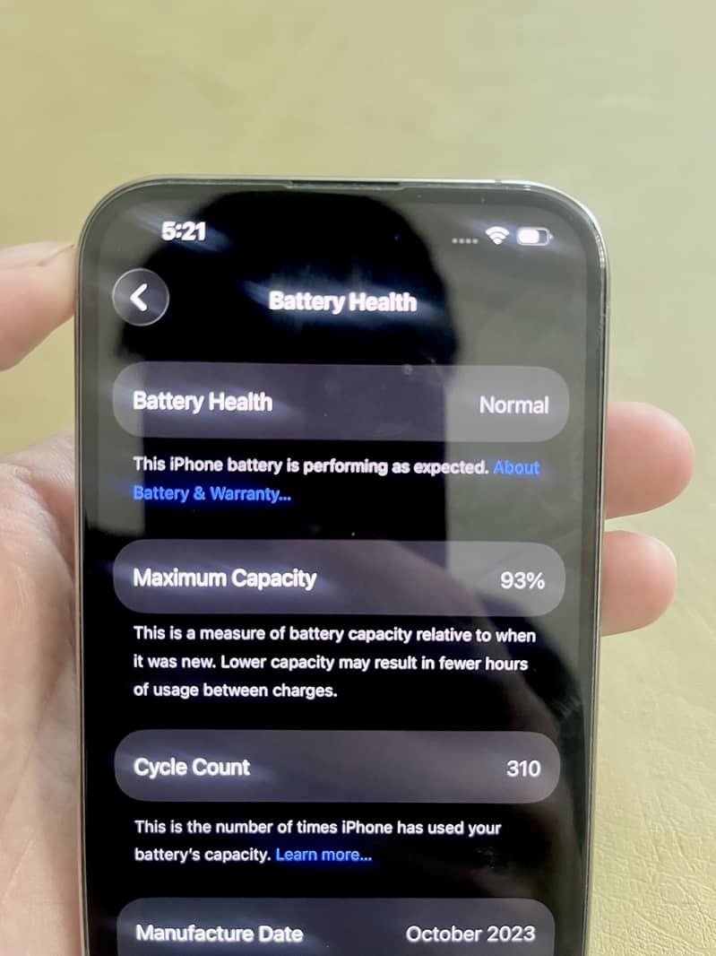 Apple iPhone 15 Pro 2