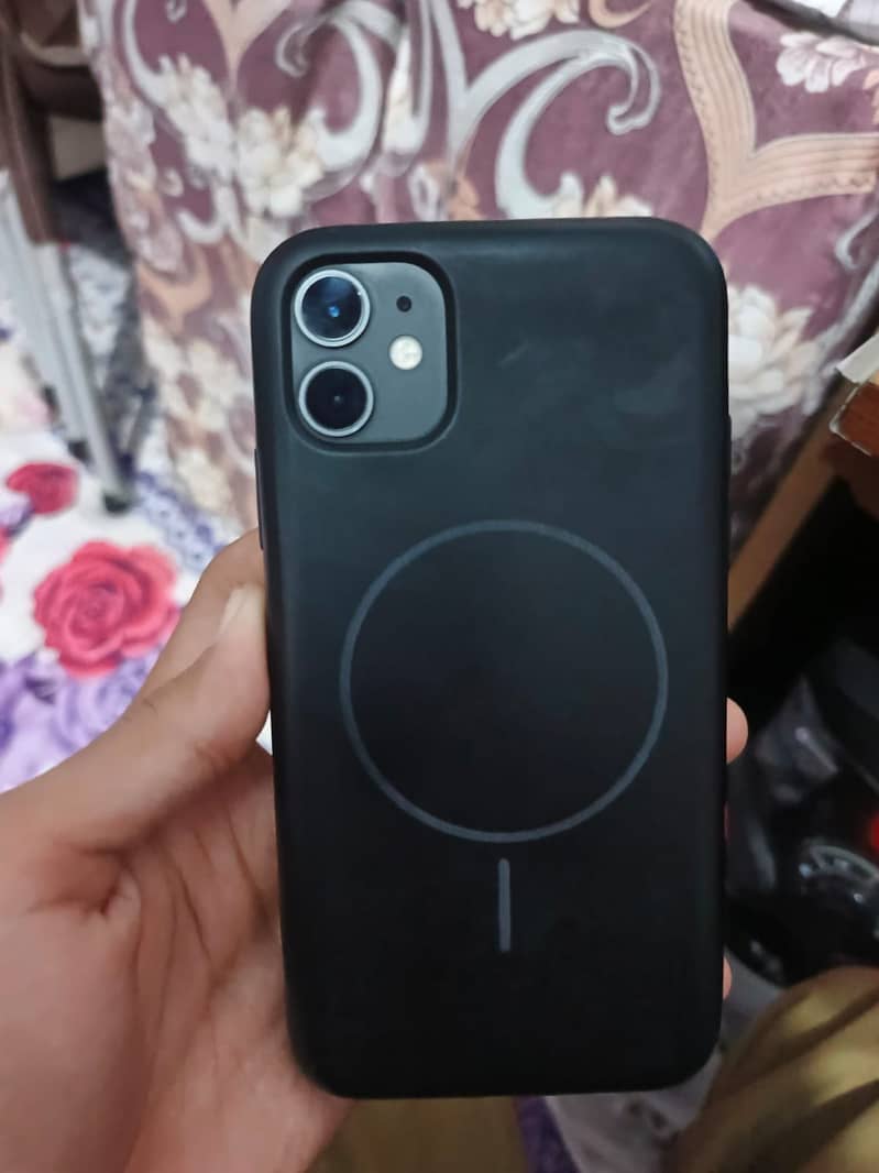 Apple iPhone 11 3