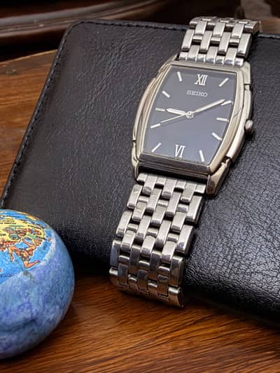 Vintage seiko dress watch
