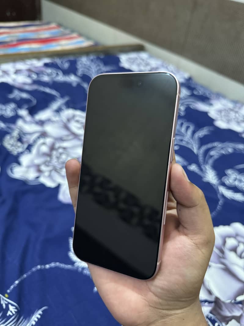 Apple iPhone 15 1