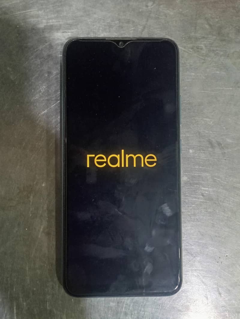Realme C21 1