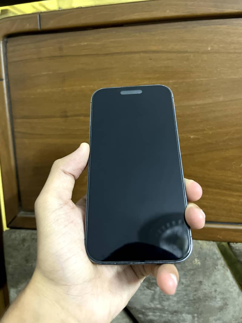 Apple iPhone 14 Pro 1
