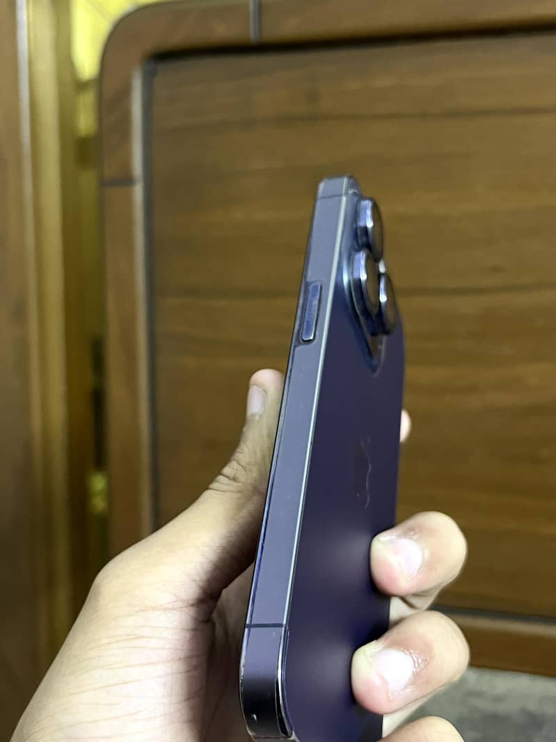 Apple iPhone 14 Pro 3