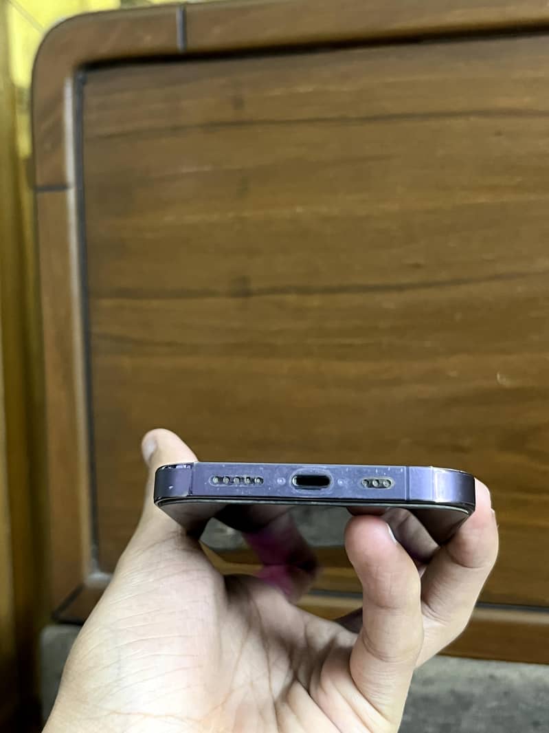Apple iPhone 14 Pro 4